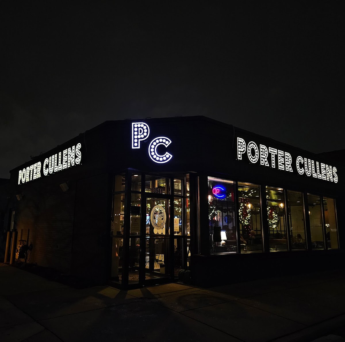 Porter Cullens Irish Pub & Restaurant